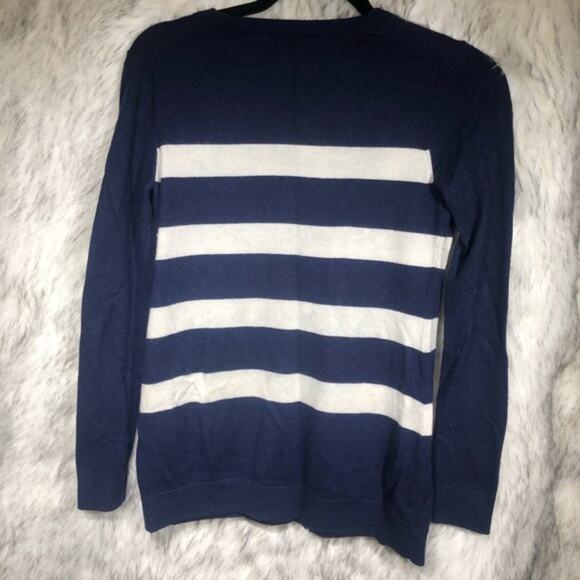 Gap dark blue white striped button up v-neck cardigan sweater - Picture 5 of 8